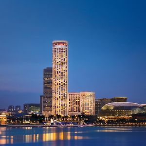 Swissotel The Stamford Singapore